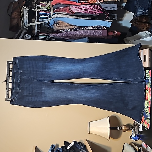 Judy Blue Super Flare Jeans - Picture 3 of 12